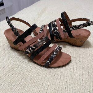 Vionic Strappy Sandals